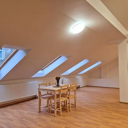 Apartment Center - Zamecek Hybesova